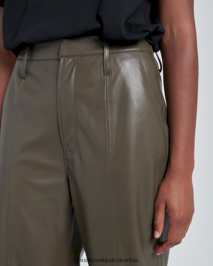 vestir 7 for All Mankind Pantalón easy de piel sintética en color liquen intenso JBNRD431